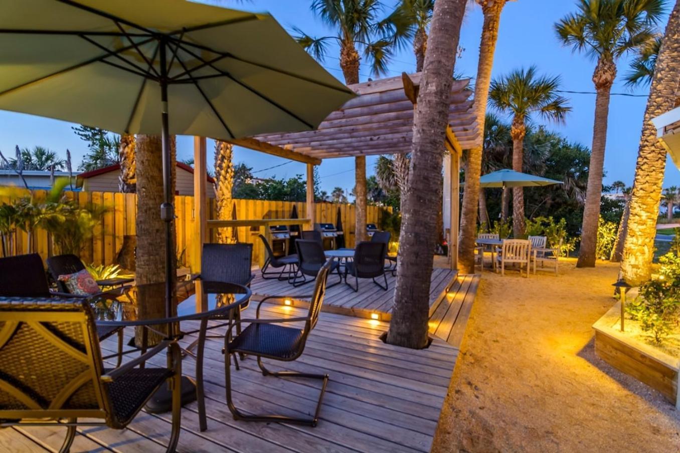 Boutique Vacation Rental Complex At Beach Cocoa Beach Eksteriør billede