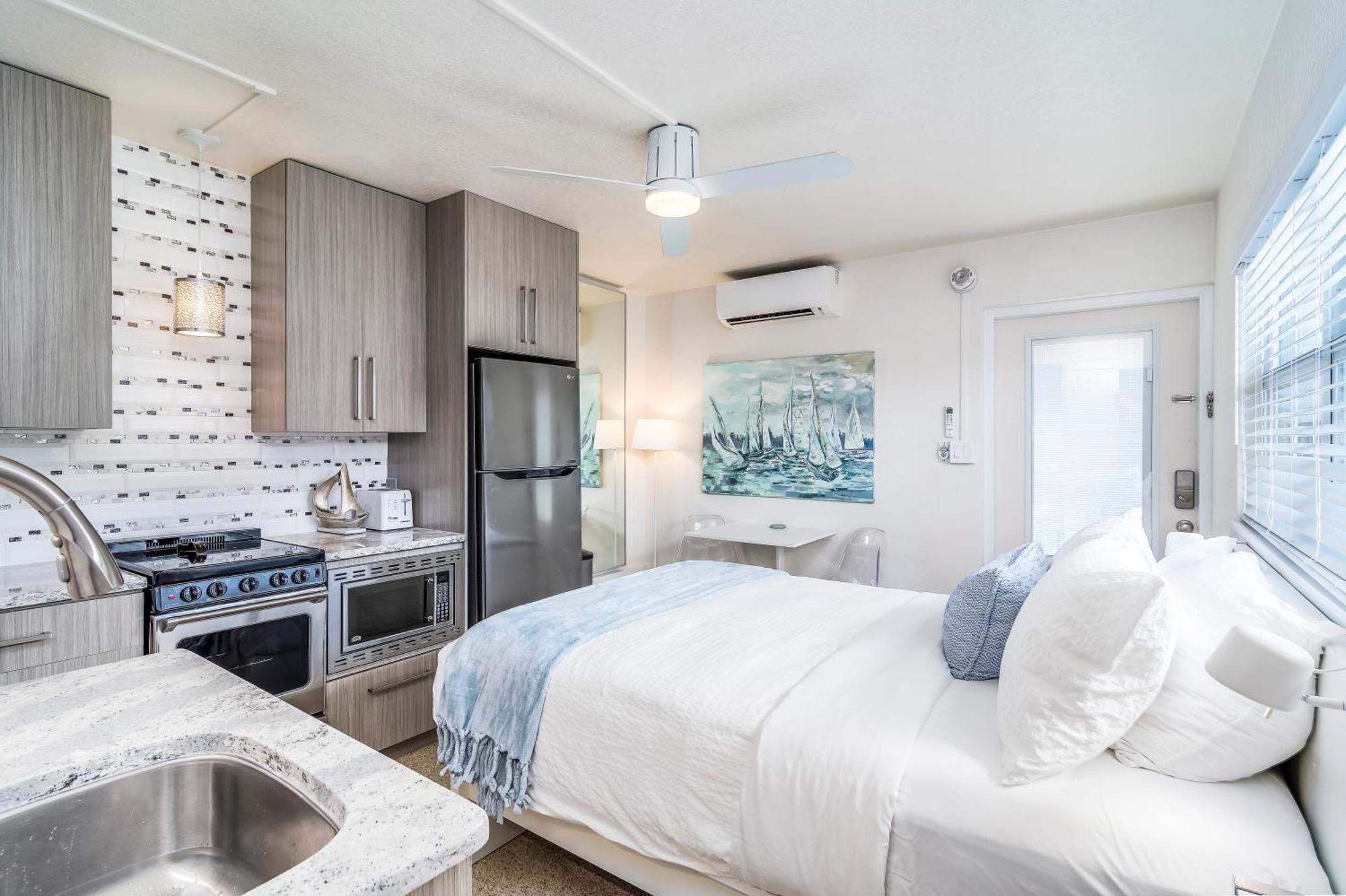 Boutique Vacation Rental Complex At Beach Cocoa Beach Eksteriør billede