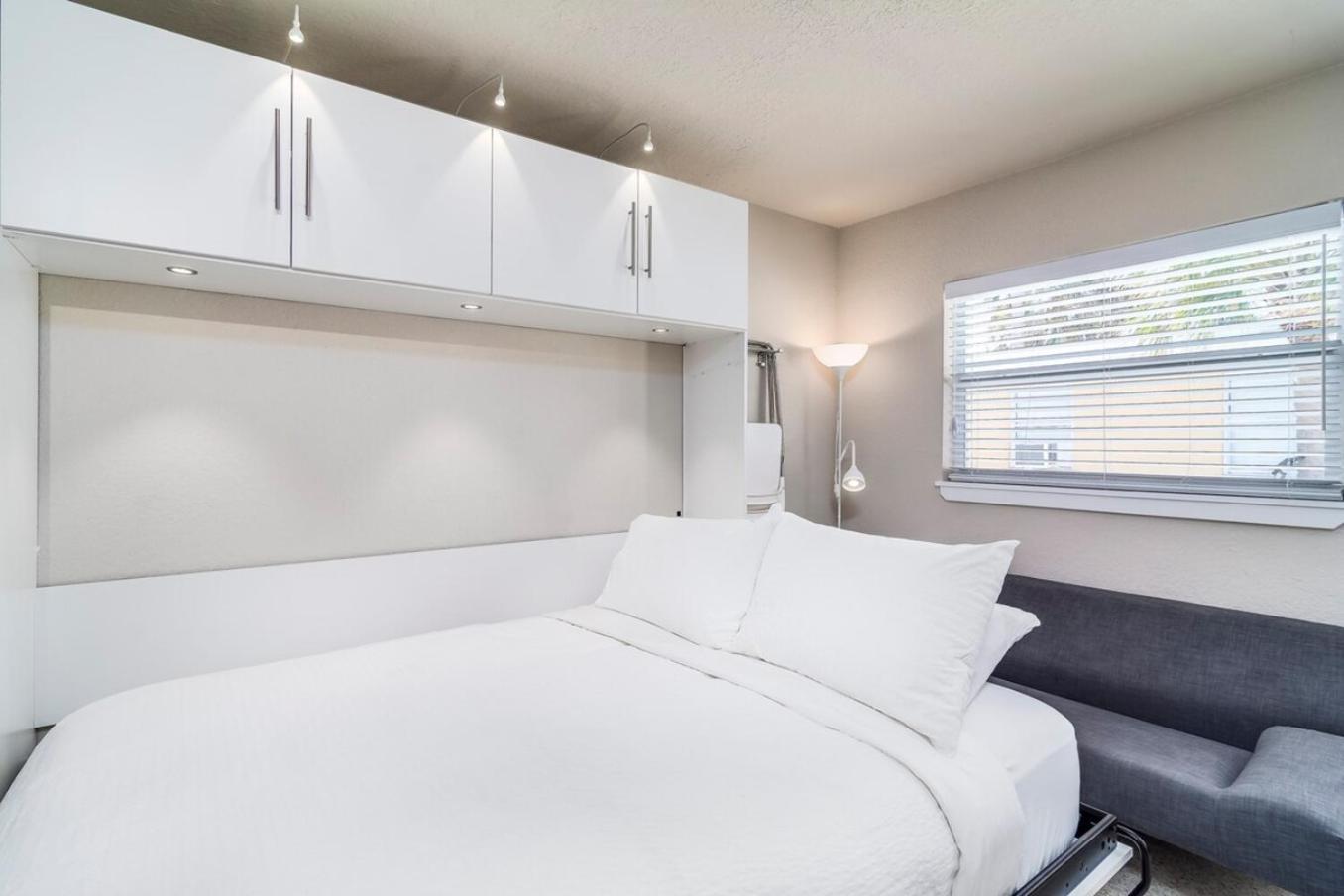 Boutique Vacation Rental Complex At Beach Cocoa Beach Eksteriør billede